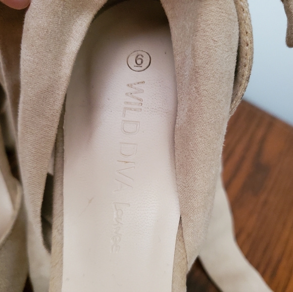 Wild Diva Heels ✨️ - Picture 8 of 11